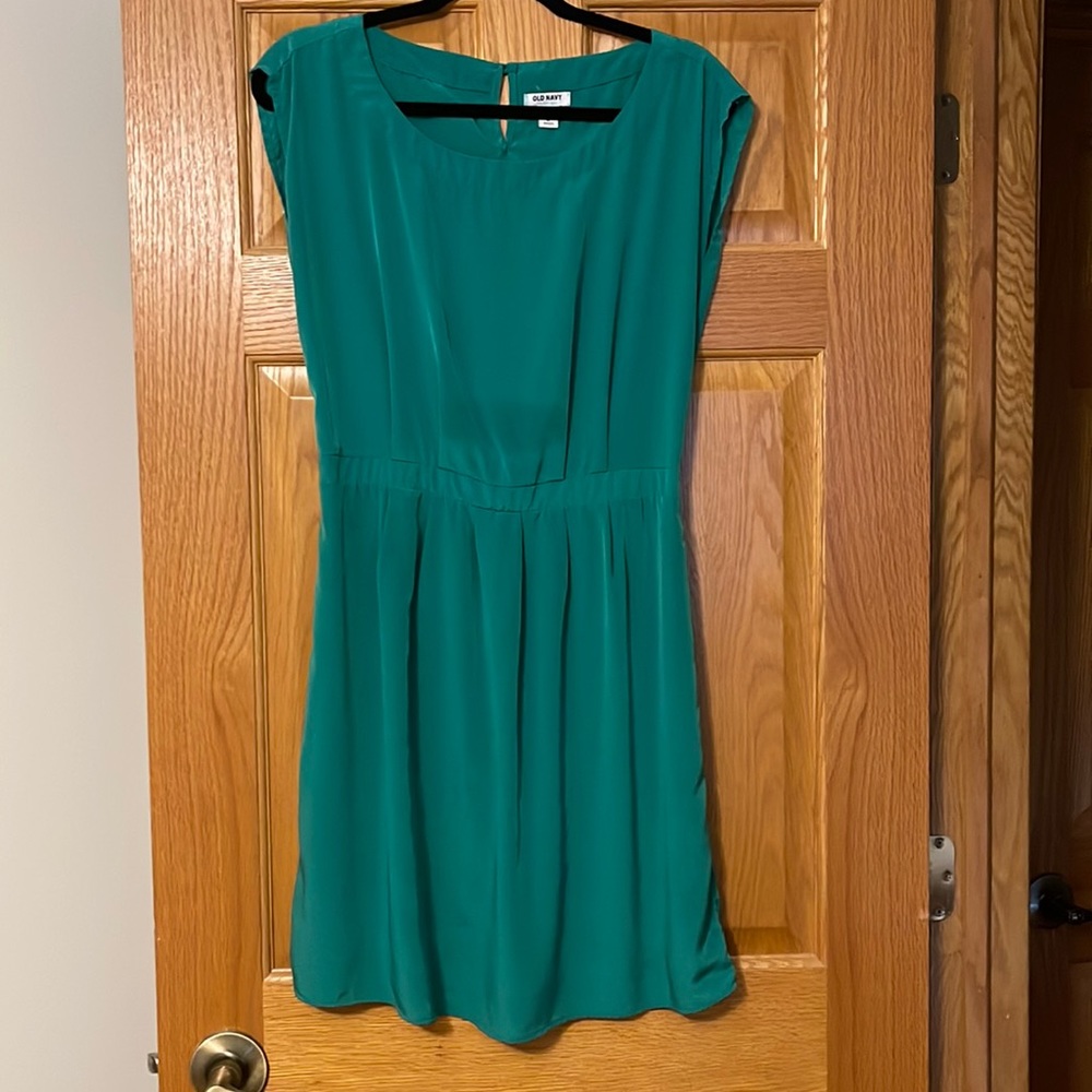 Old Navy Green Dress size Medium